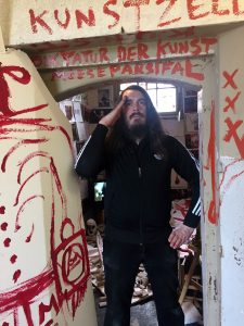 Jonathan Meese und Martin Luther (Interview) Image