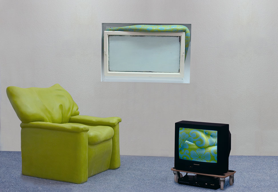 Sendepause, 2005, Installation with animation film 