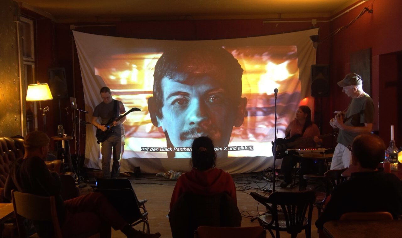 Ich Santana - Media Performance, Oblomov Kreuzkölln Berlin, 2025